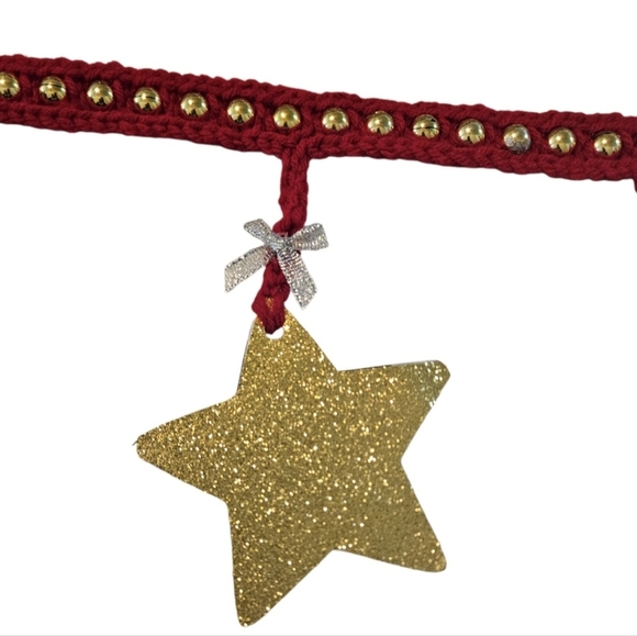 Hand Crafted Gold Beaded Garland Red Crochet Handmade Holiday Gnome decor 6-Feet - Picture 12 of 17